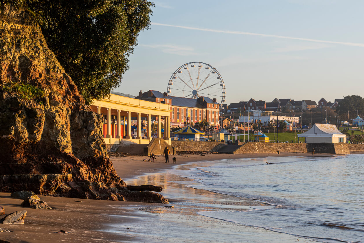 Cardiff & Caerphilly Construction Barry - Barry Island