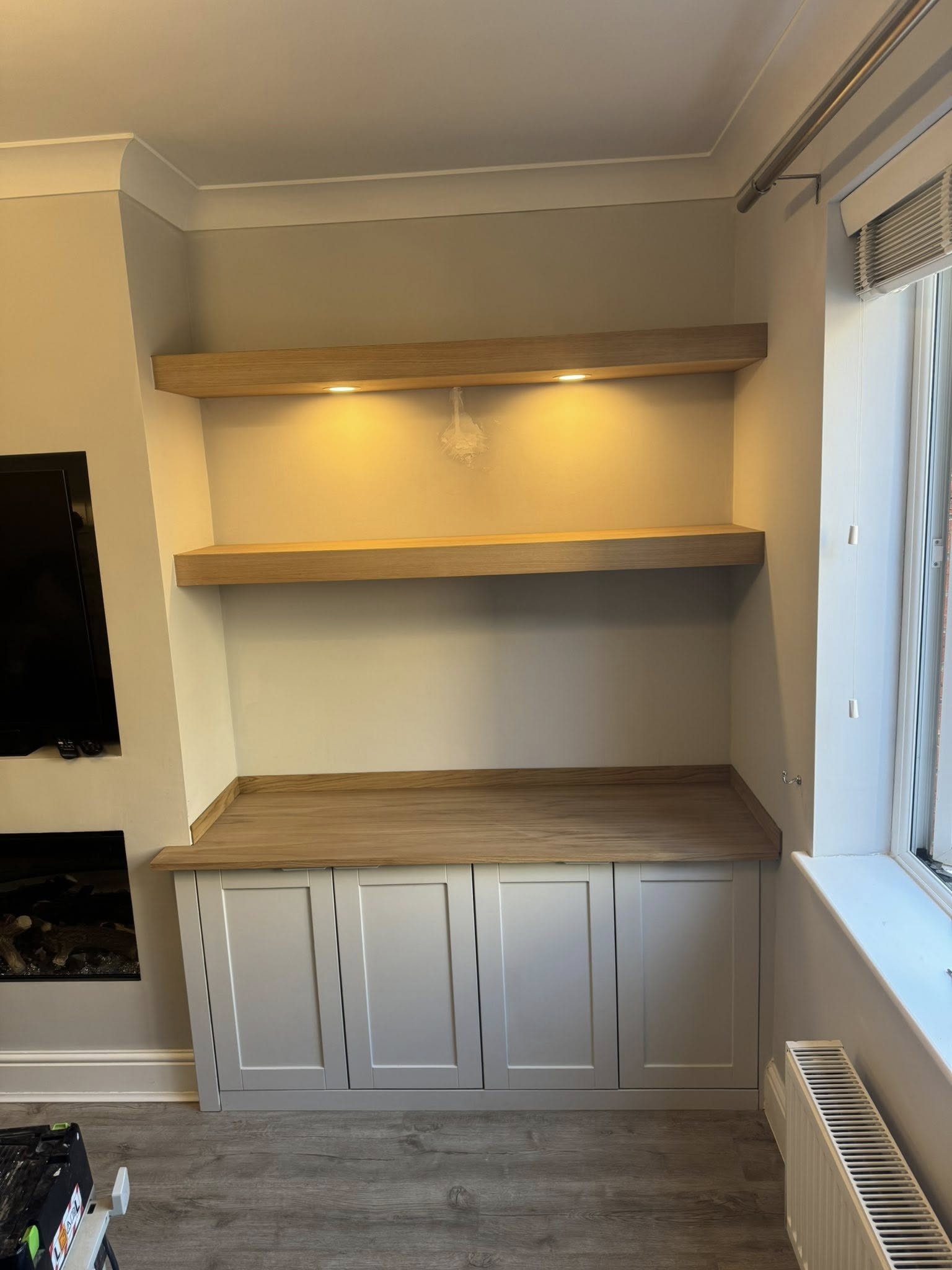 Alcoves Oak